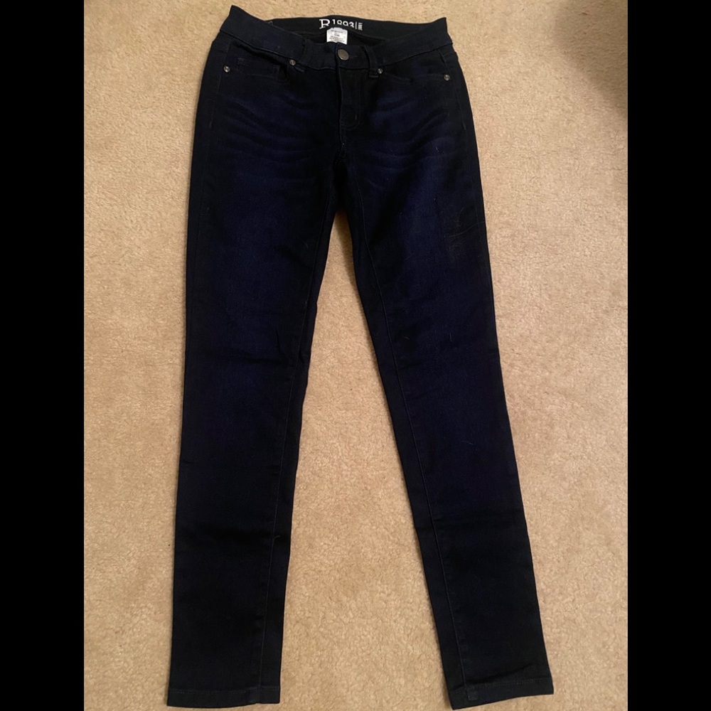 Roebuck & Co dark blue denim skinny jeans (size 2)